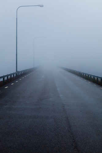Dimmig väg