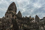 angkor-wat130210-7.jpg