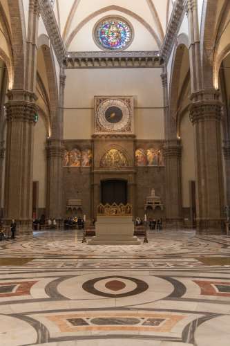 Inne i Basilica di Santa Maria del Fiore