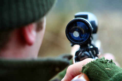 Jägare siktar