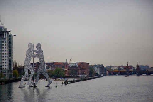 Molecule Men i Spree