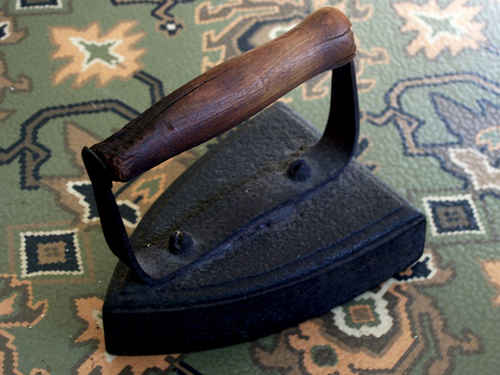 Gammalt strykjärn