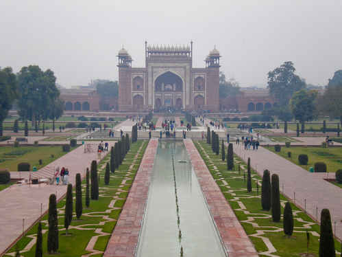 Taj Mahals port