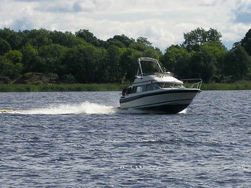 Båt
