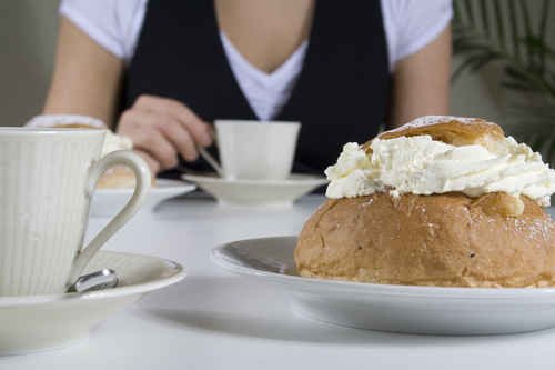 Fika med semla