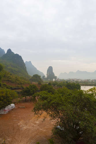 Vy över berigt landskap