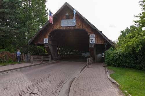 Holz Brücke