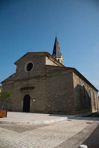 Kyrka