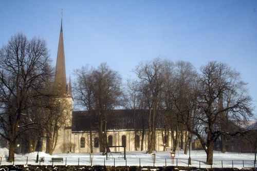 Kyrka