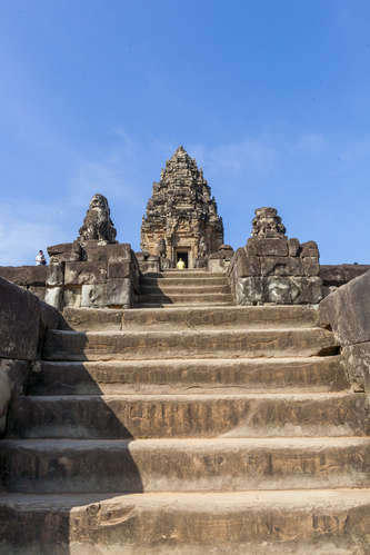 Trappa i Bakong