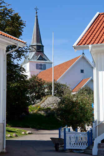 Gullholmens kyrka