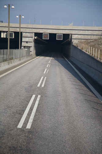 Tunnel