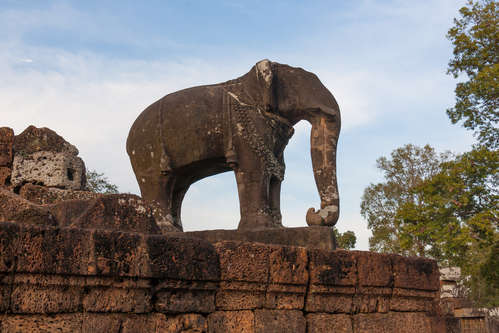 Elefantskulptur