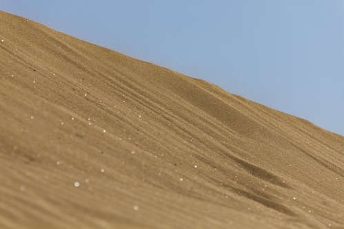 Sand mot himmel