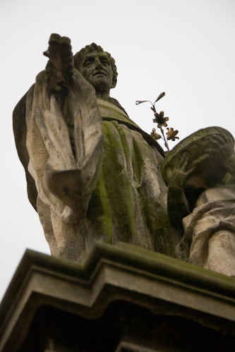 Staty på Karlsbron