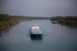 rhen091114-01.jpg