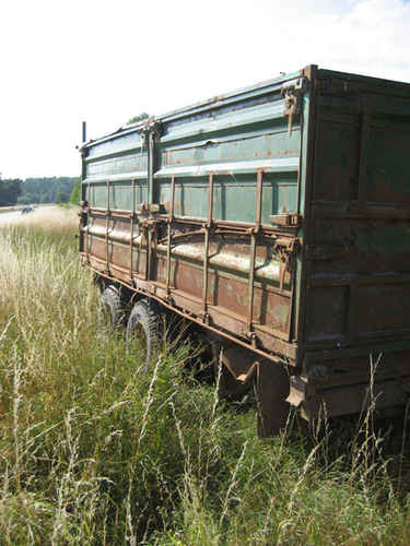 Rostigt släp